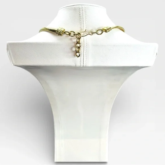 MONET 1980s Vintage Gold and Ivory Enamel Omega Tubogas Collar Necklace - Picture 7 of 8